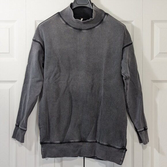 Free People Tops - Free People Grey mock neck Sweatshirt - Size S